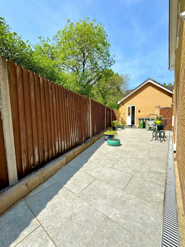 side garden.jpg