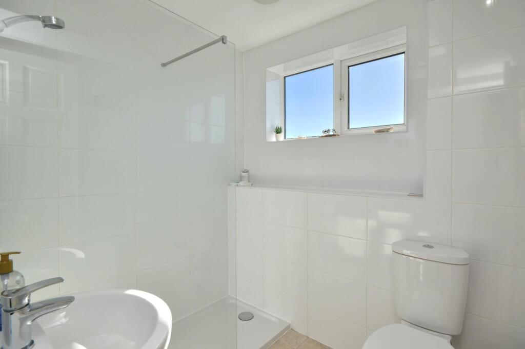 En Suite Shower Room