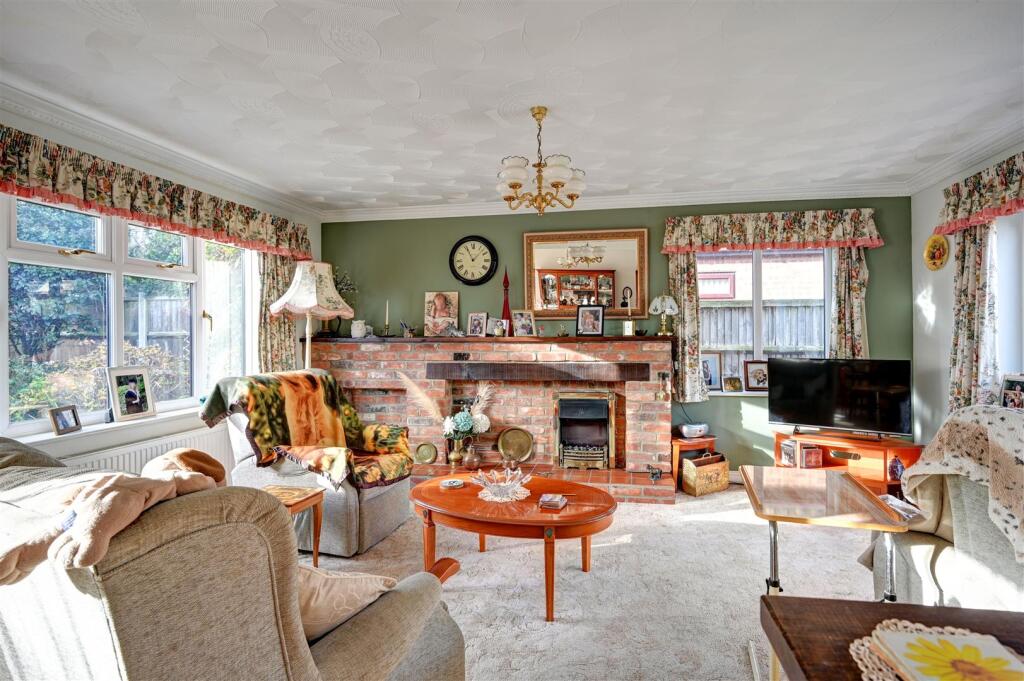 Lounge Area.jpg