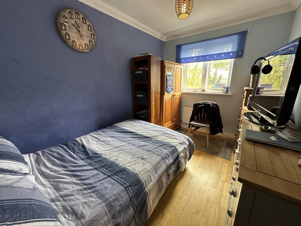 Photo 09-04-2025, 13 27 47