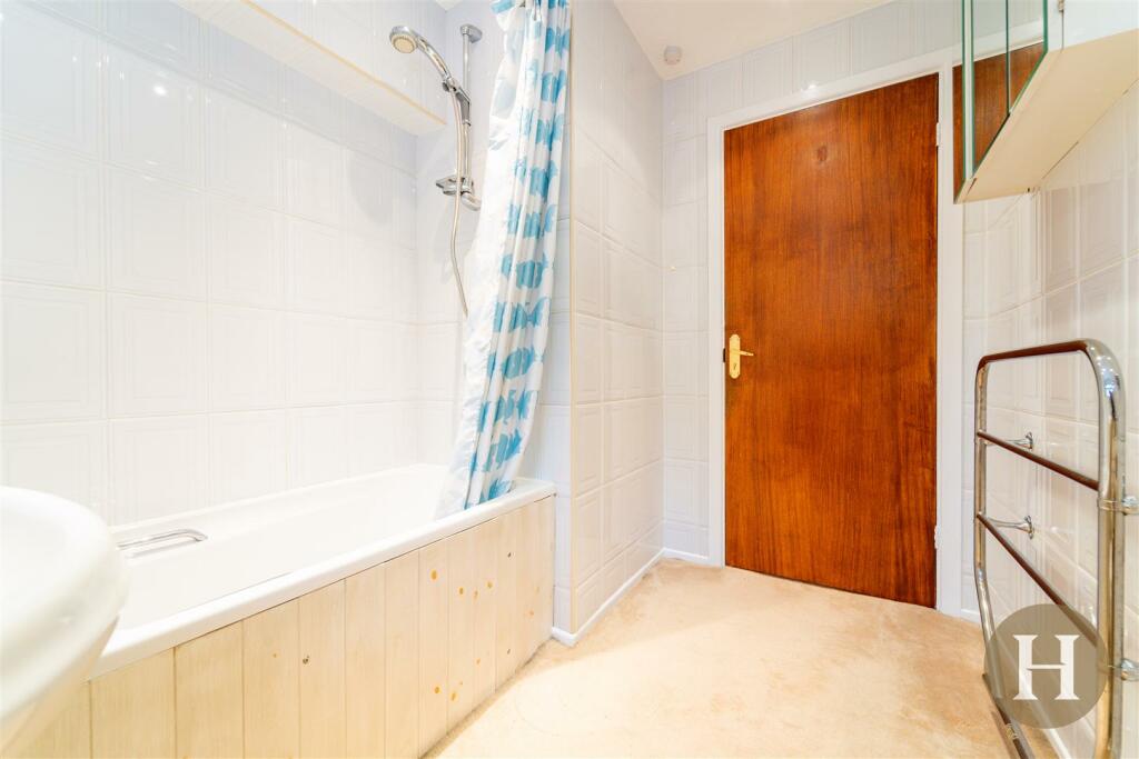 Hadleigh Estate Agents-16.jpg