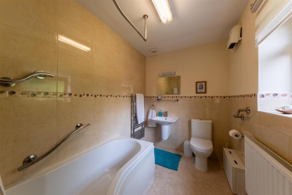182A Chester Road-014.jpg