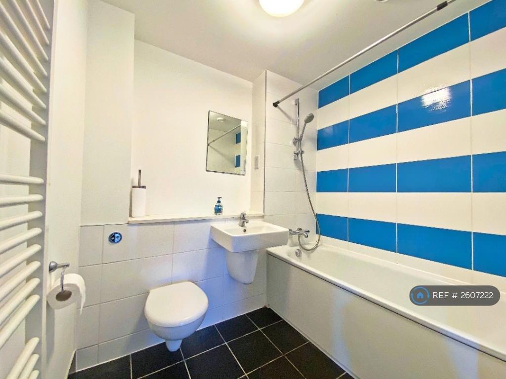 Bathroom1