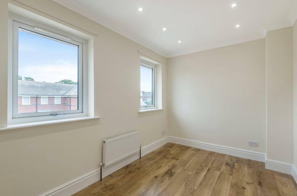 7 Eliot Court - 5.jpeg