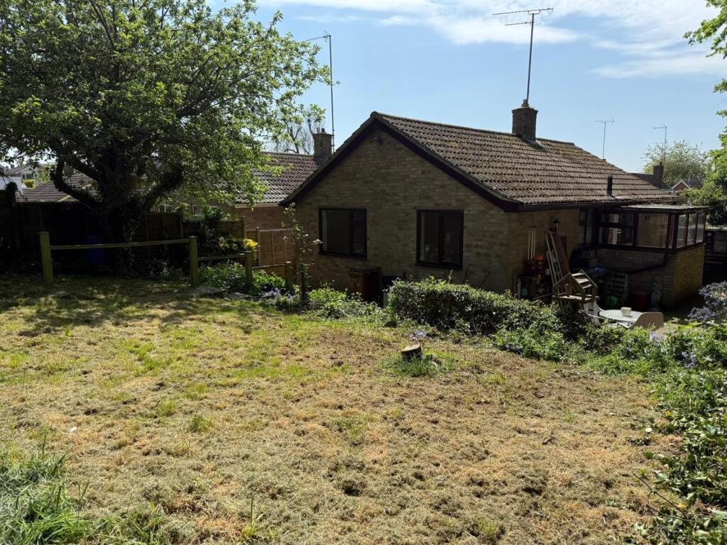 12 delta way garden.jpg