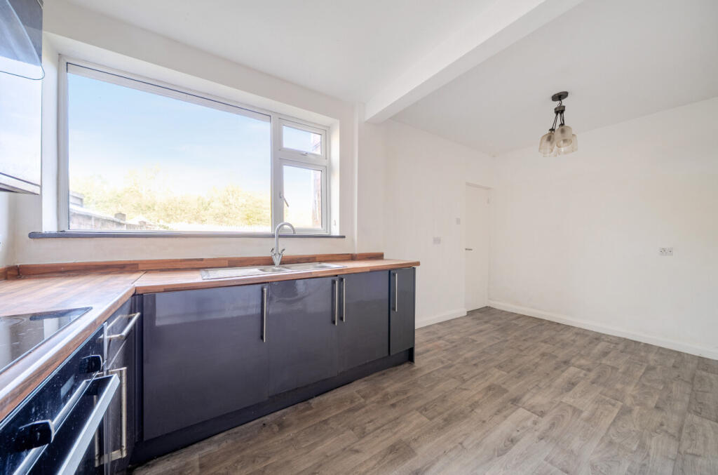 1372735-21-68ff6d...