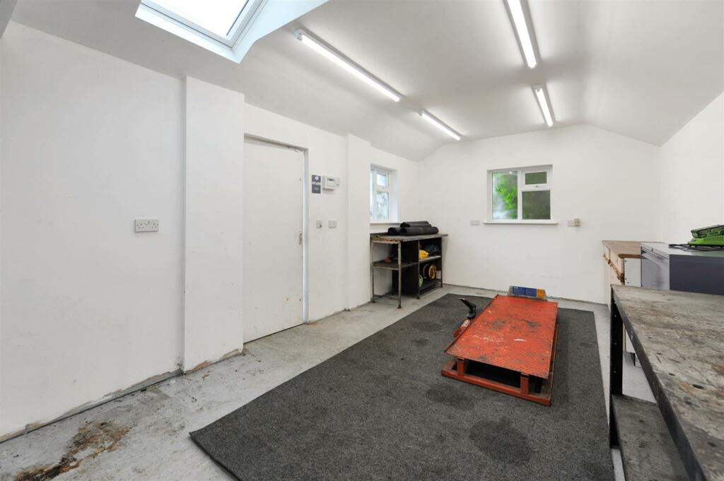 Garage Workshop.JPG