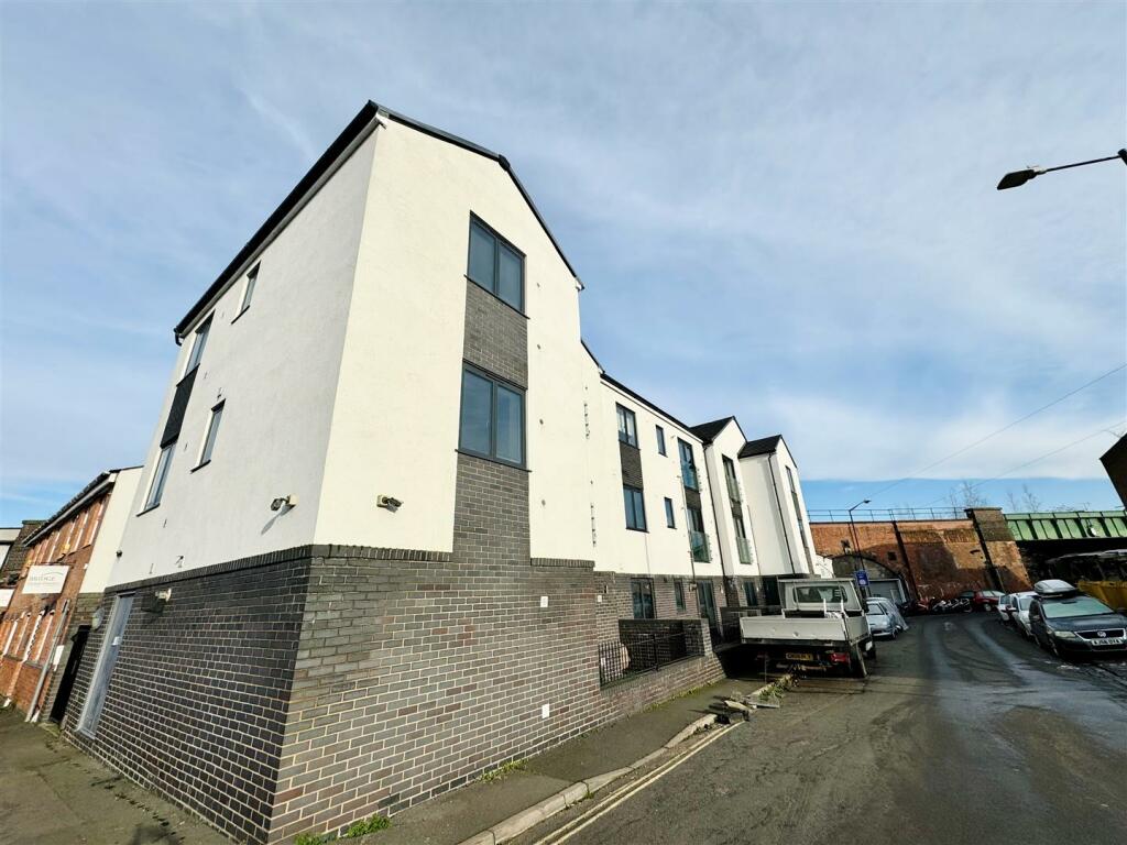 court street external.jpg