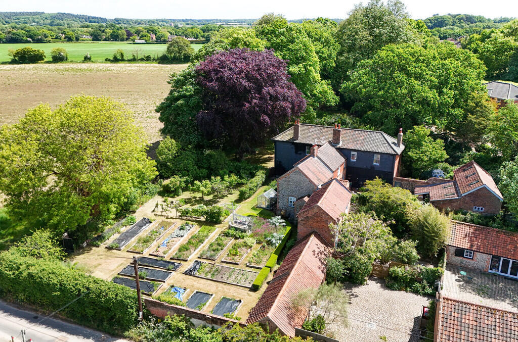 1-682f56a03c9bd-1...