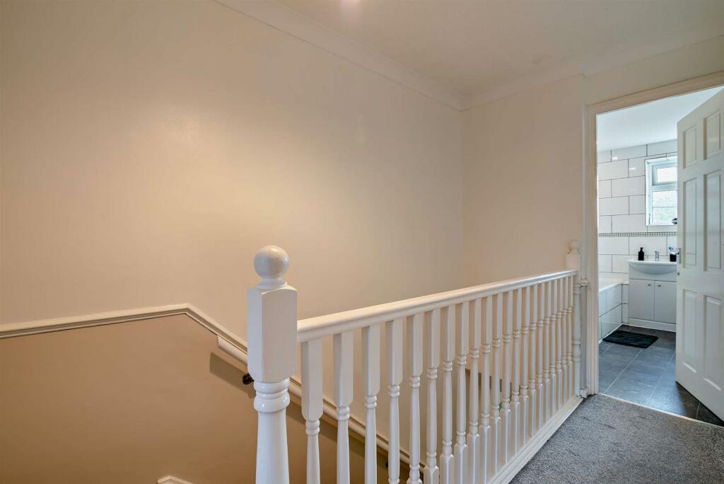 8626488-interior04-800.jpg