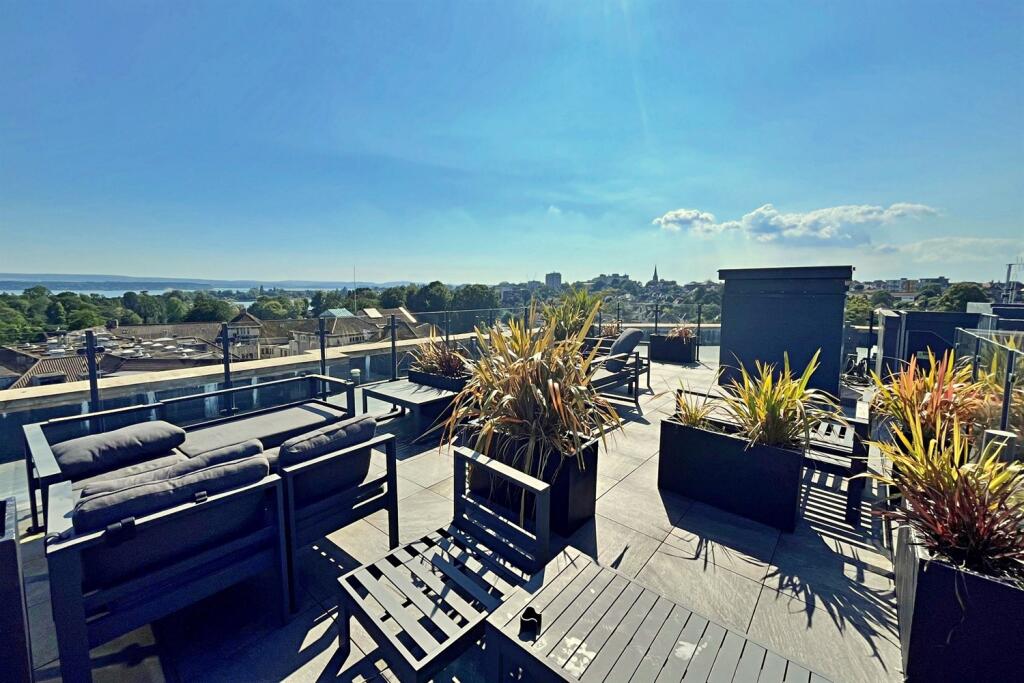 Residents Roof Terra