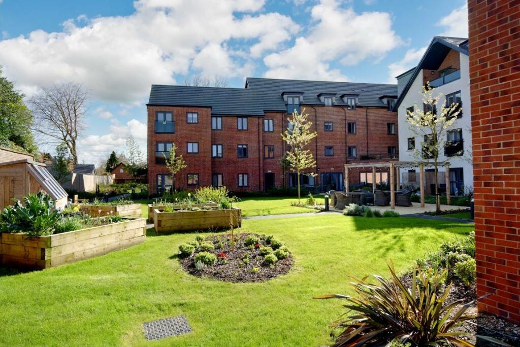 8549062-exterior07 (Medium).JPG