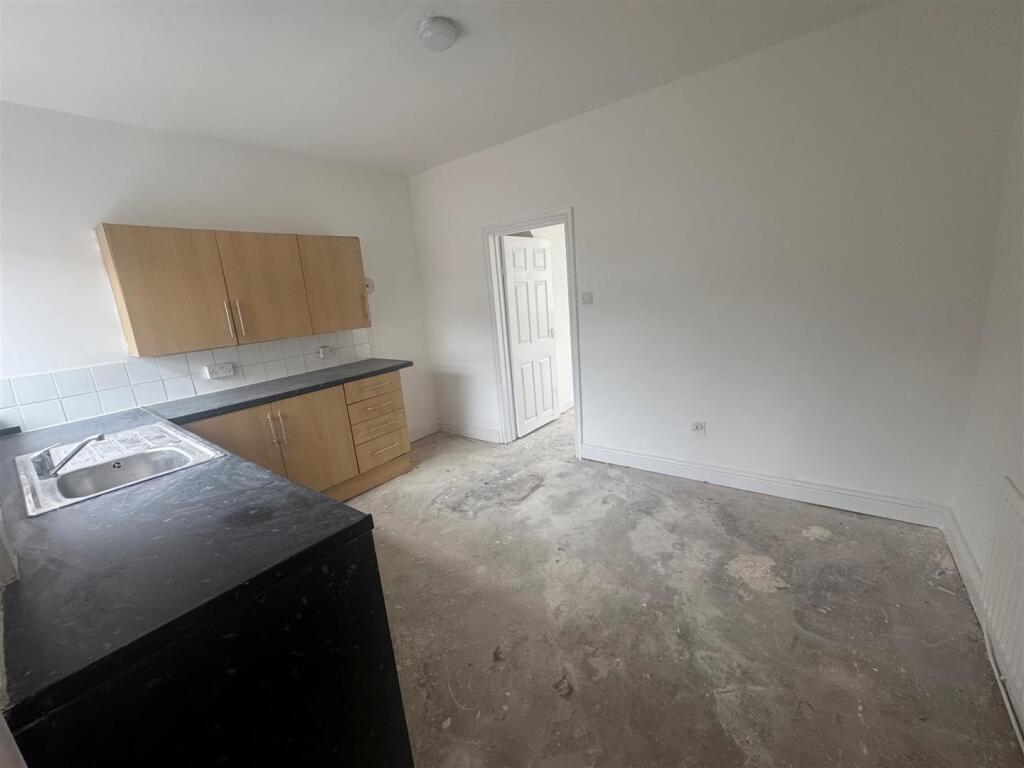 kitchen reverse angle.jpg