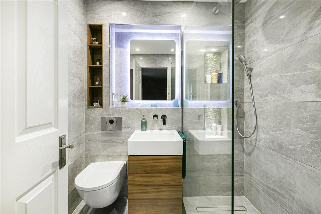 Ensuite
