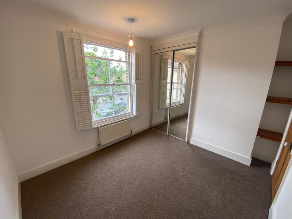 Bedroom 2 (2)