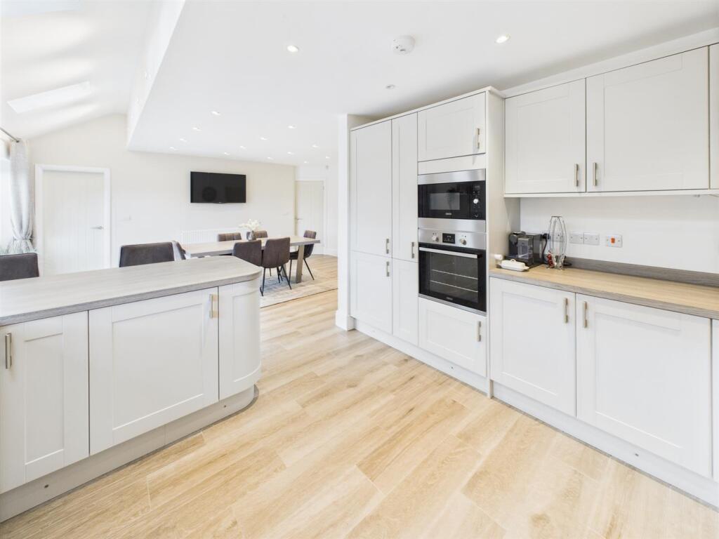 Fabulous Open Plan Extended Dining Kitchen