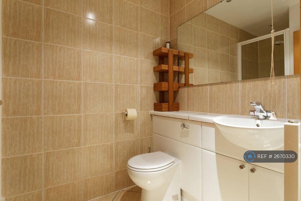 Ensuite Bathroom