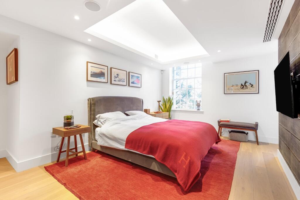 Principal Bedroom