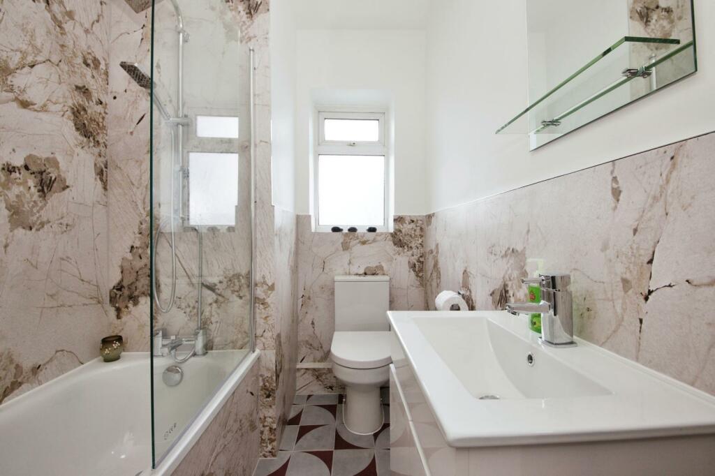 WhatsApp Image 2024-10-17 at 13.15.24 (8).jpeg