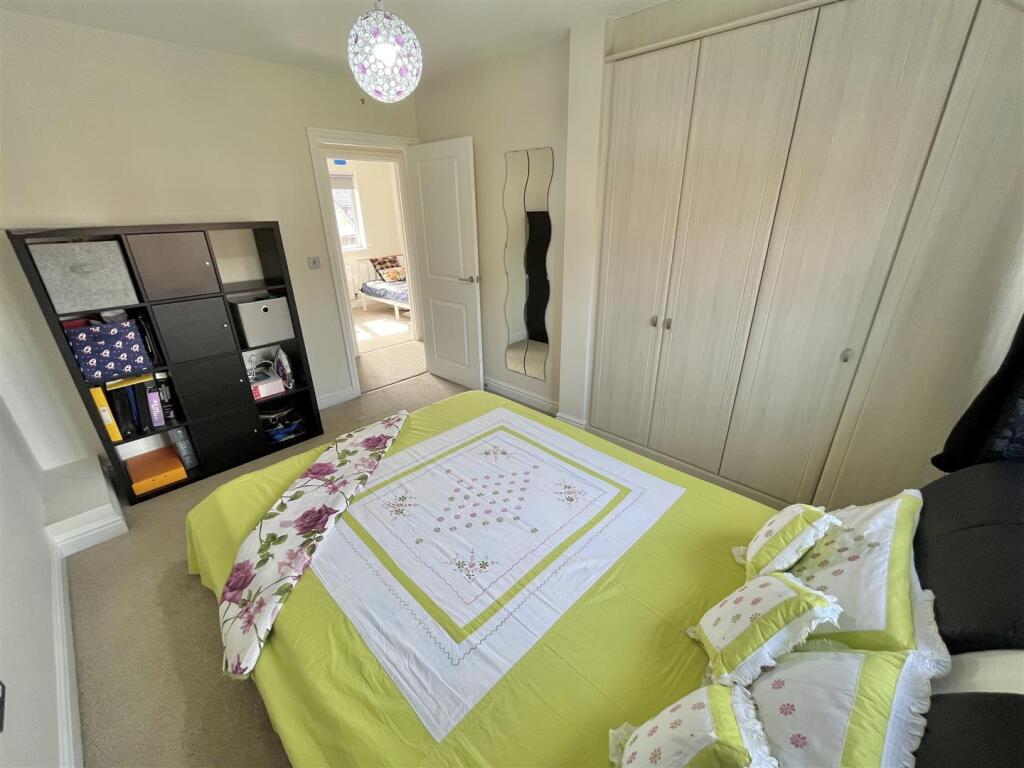 Bedroom 2 Aspect 2