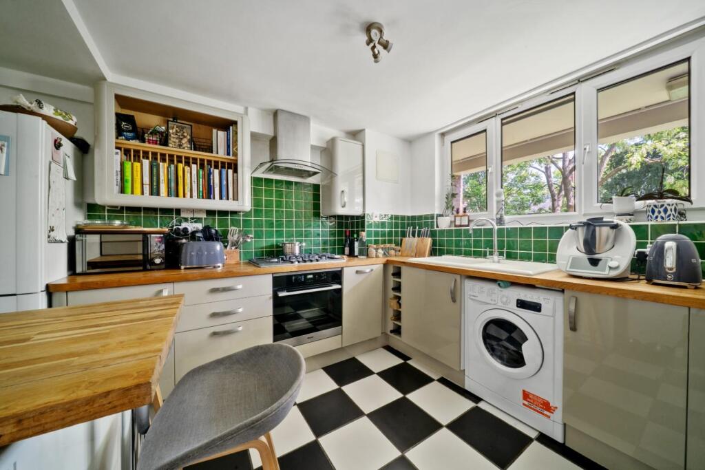 Annandale Road 16 W4 PH7.jpg