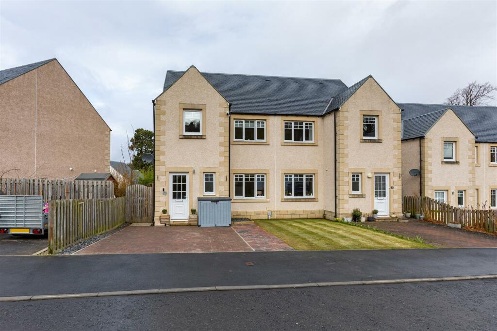 10 Harleyburn Drive Melrose 05.JPG