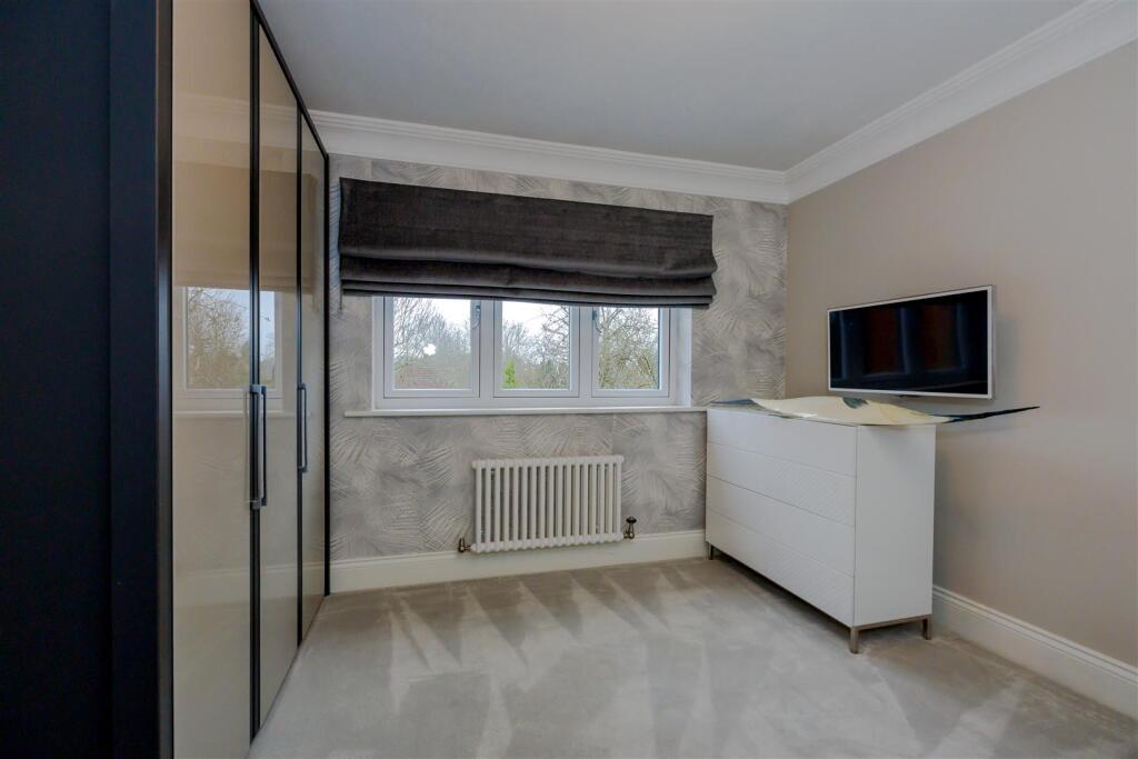 Bedroom 4 1N9A2727.jpg