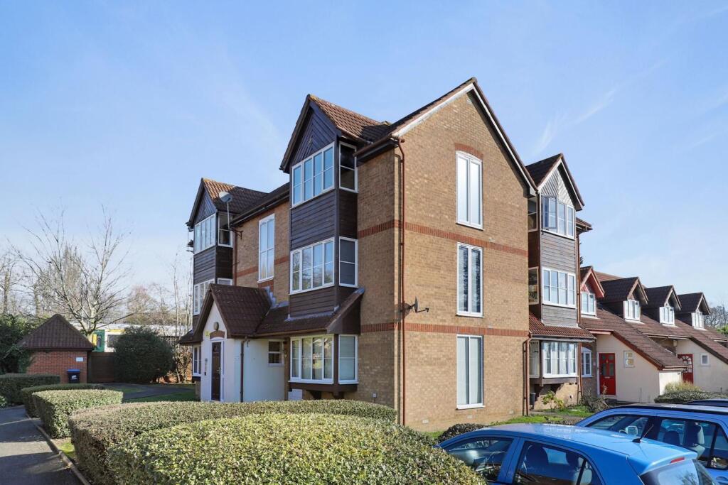 15-1070JHPropWpen - 99 Orchard Grove - 45 (1)-medi