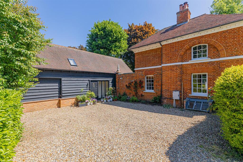 Church Road (16).jpg