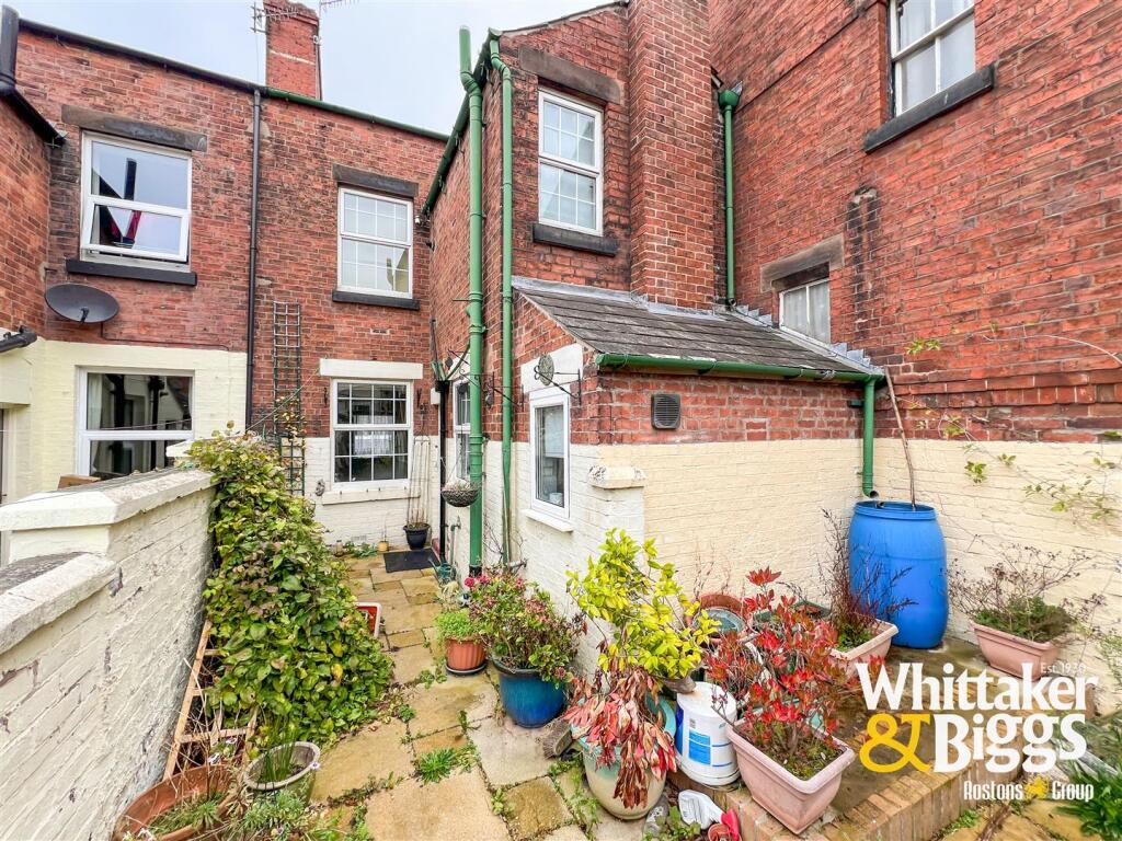 Rear Courtyard