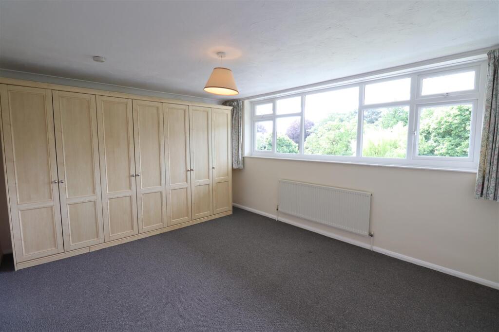 Double Bedroom 1