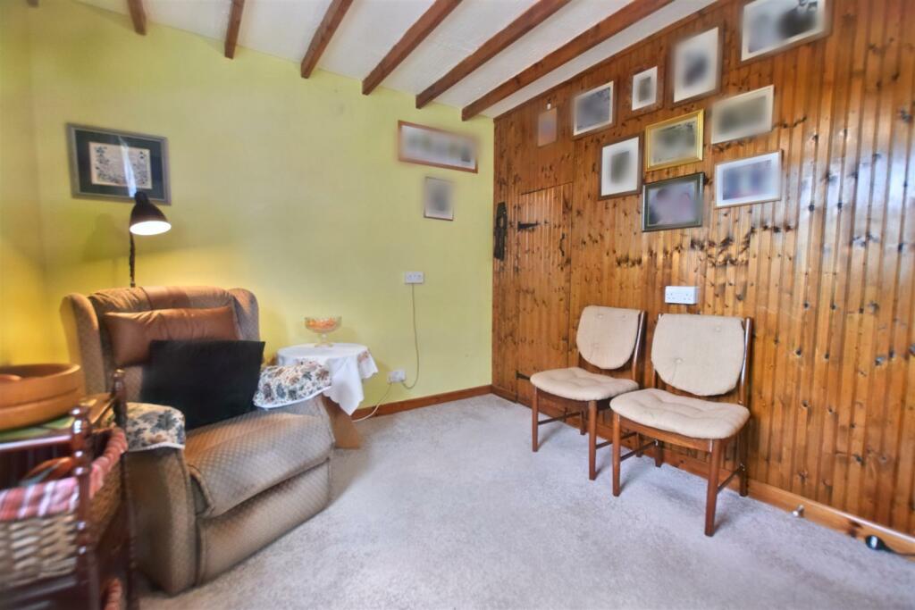 Snug Room
