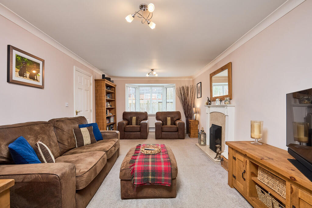 Edward Knight 202...