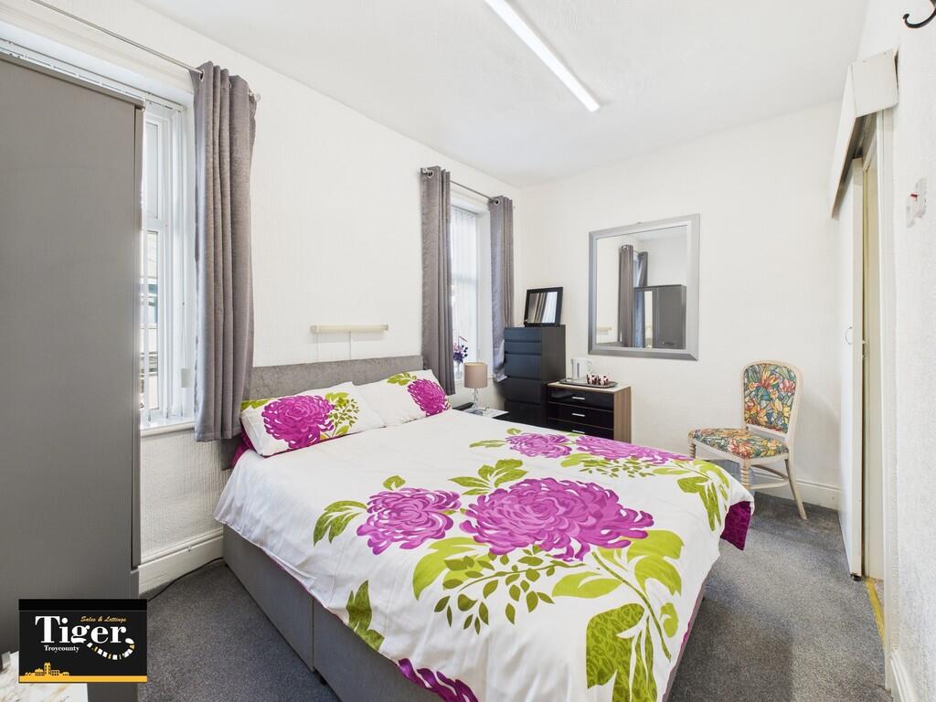 CAM03440G0-PR0426...