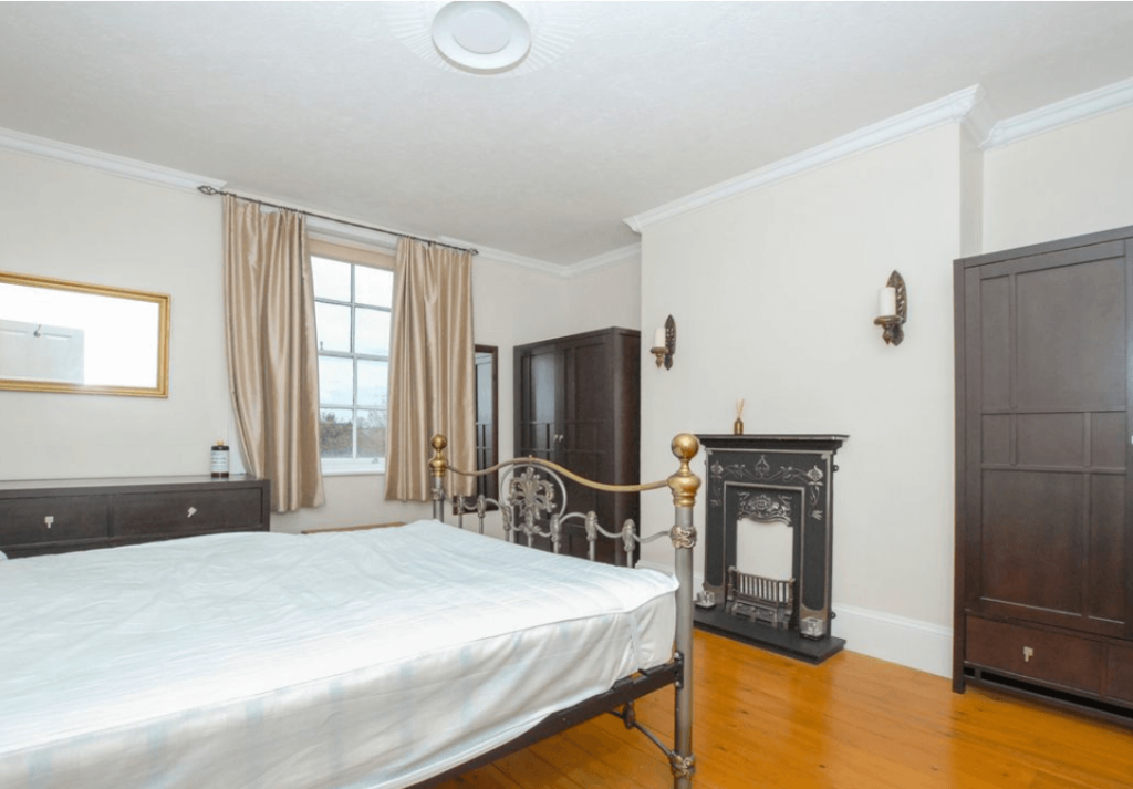 20 Hillingdon Road, UB10