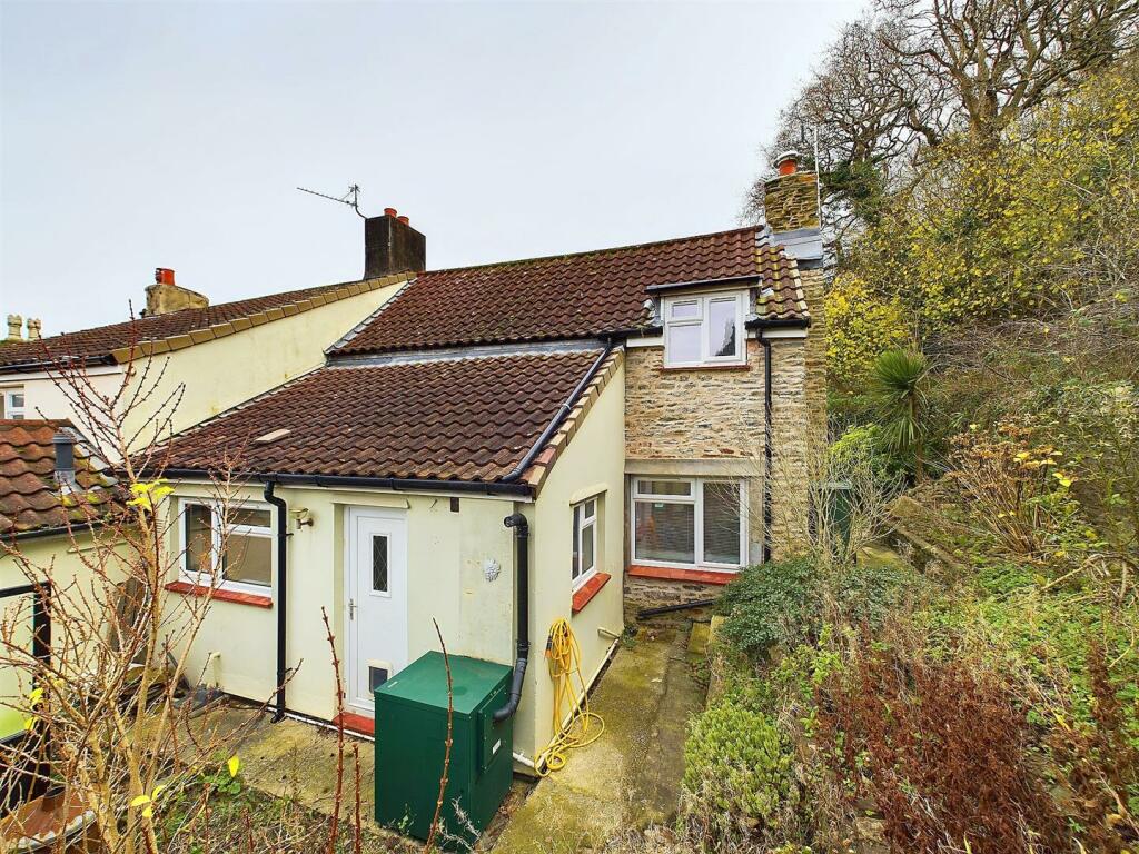 2 - Cottage for Auction, Clapton-in-Gordano.jpg
