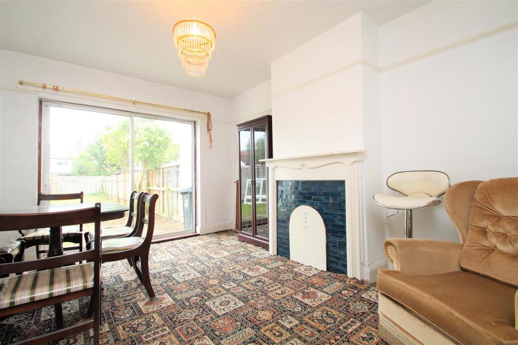 Dinning Room.JPG