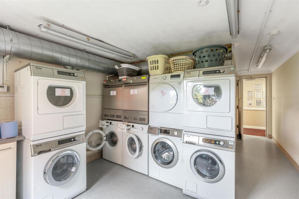 39 Chamberlaine Court, Banbury-20.jpg