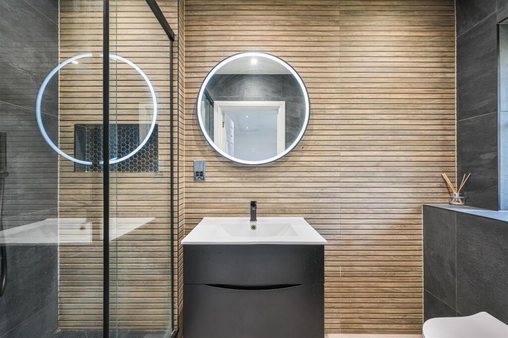 OAKWOOD AVENUE, 10- (9).jpg