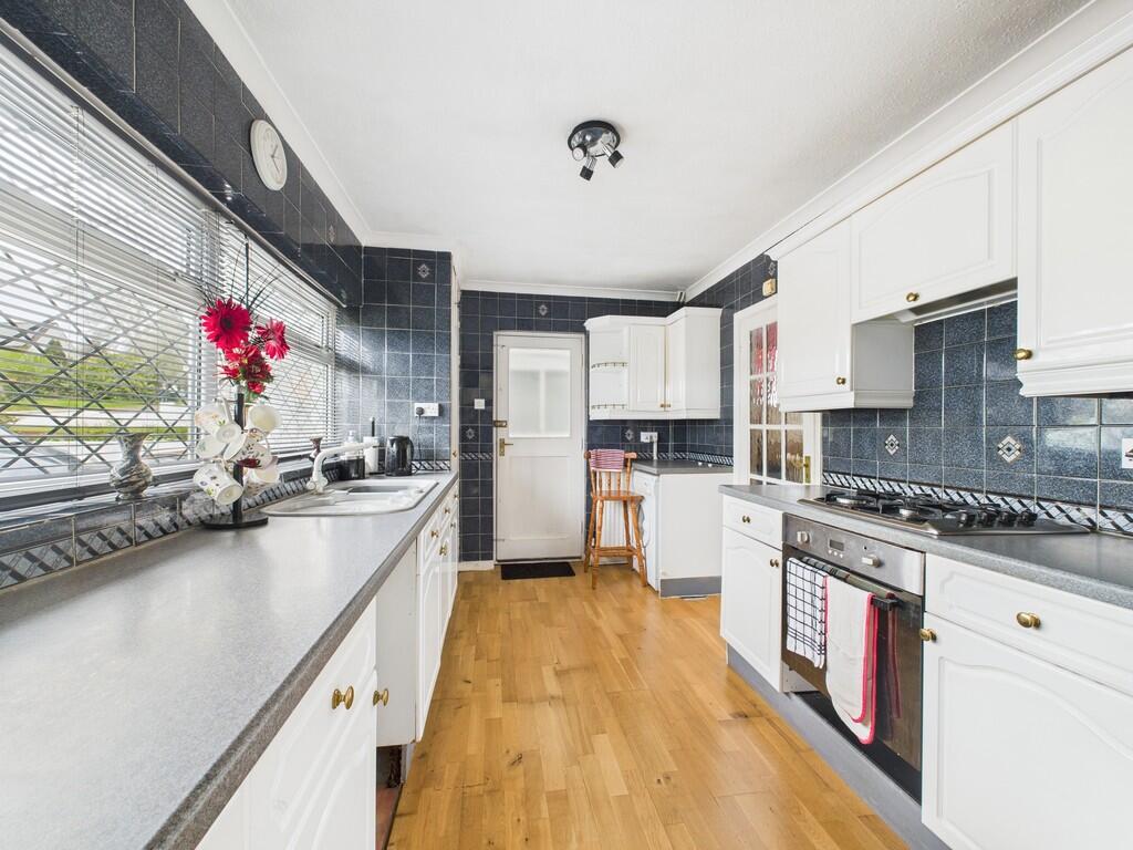 CAM02089G0-PR0458...