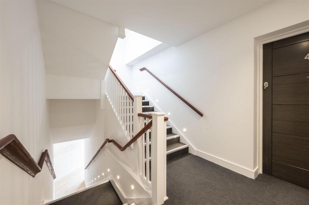 FLAT 4,1.jpg