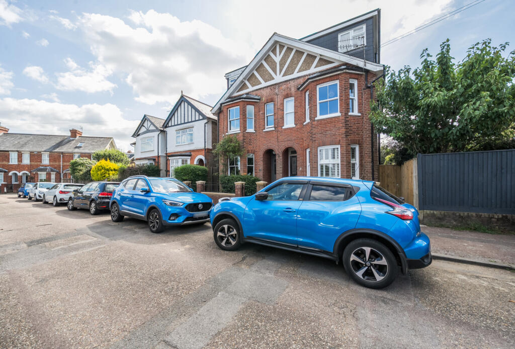 1325916-2-6887bd8...