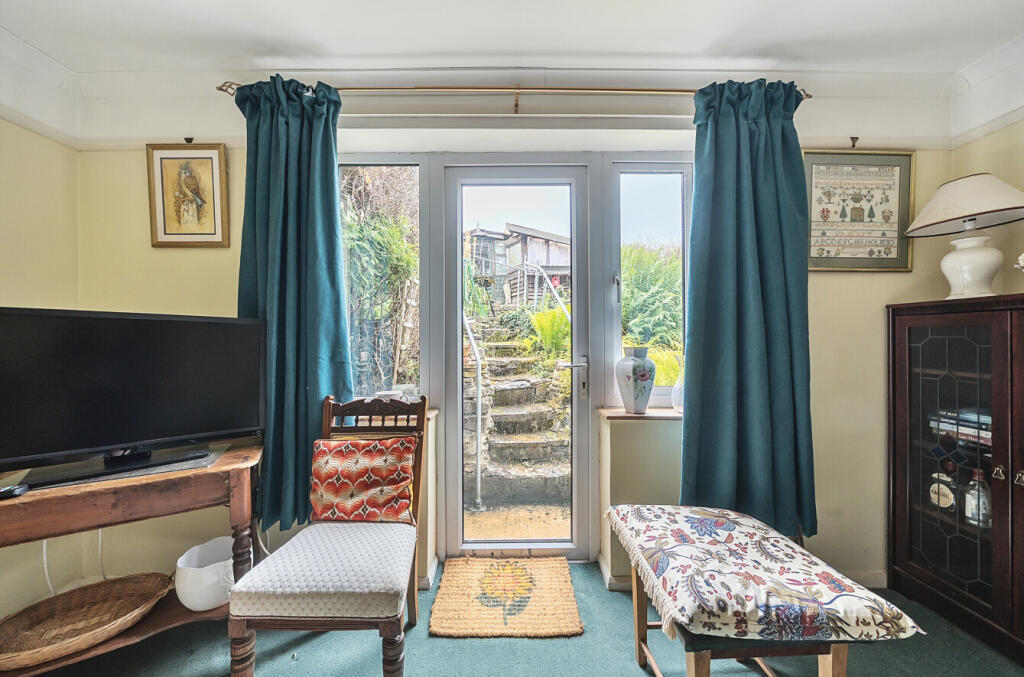 1301327-13-684adb...