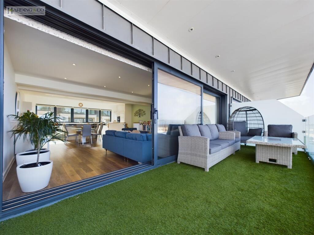 Terrace Balcony .2.jpg