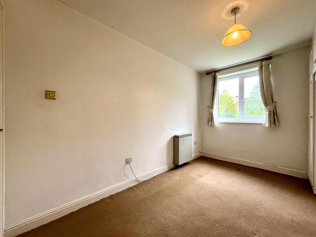Bedroom 2 Aspect 2