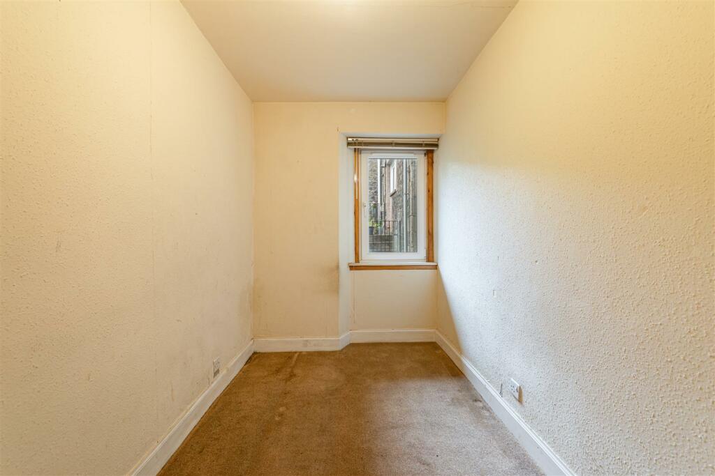 83 Wood Street Galashiels 15.jpg