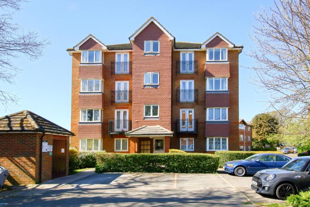 51_jemmett_close_front 2.jpg