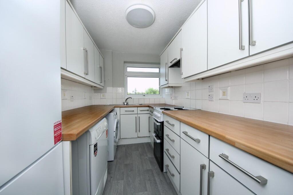 Gv- 5 Embassy Court  (15).jpg