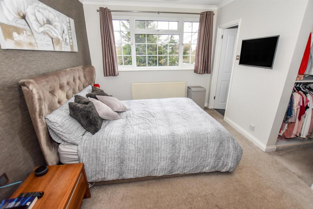 bed 1