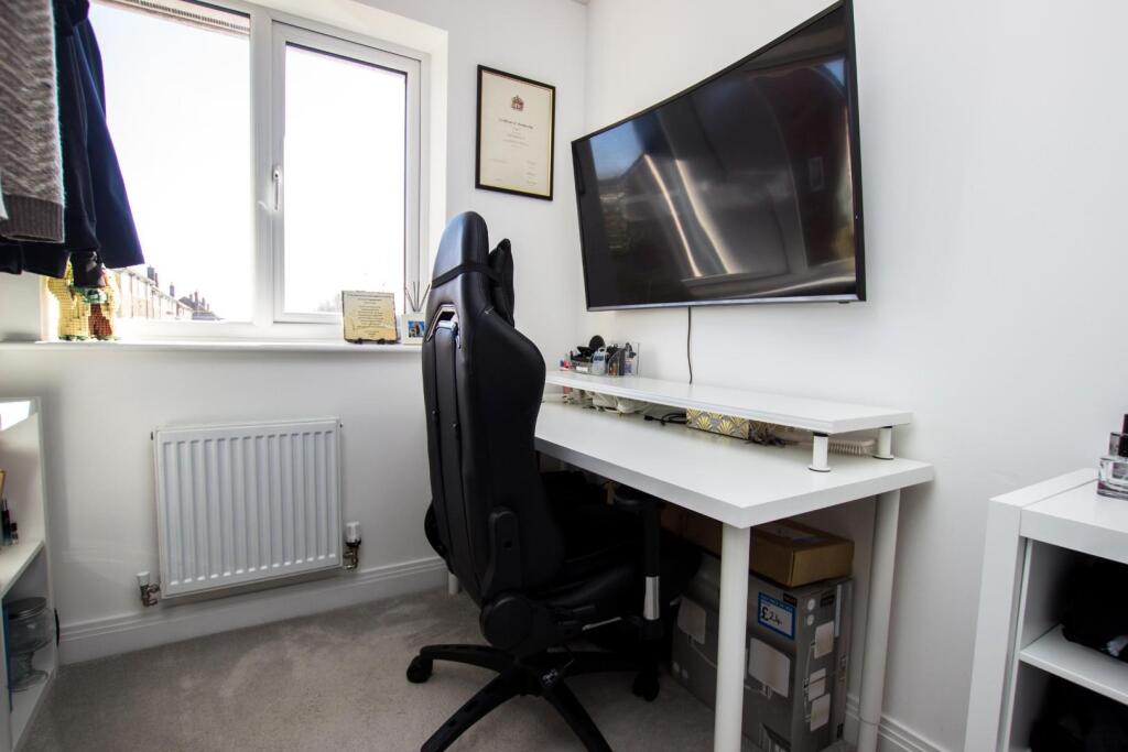 Inveraray Avenue (9).jpg